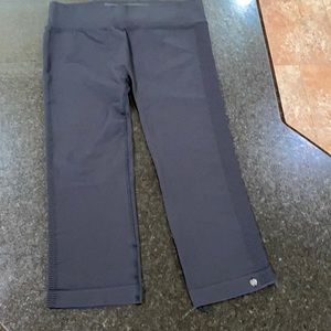 Women’s Brooks running pants